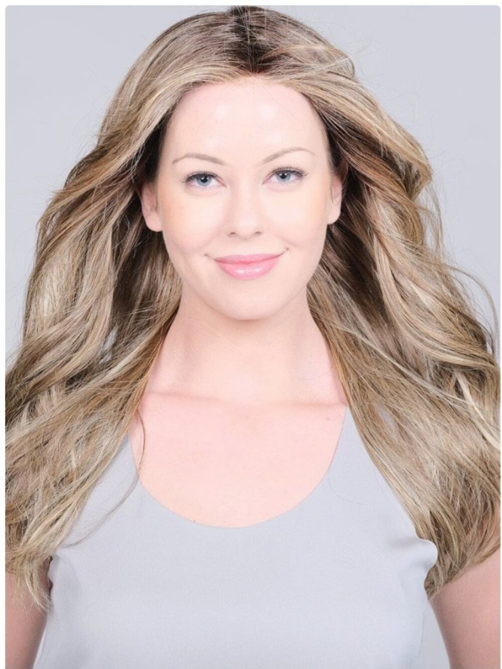 Cafe Collection- Belle Tress, Peerless 22 HF E Version Wig-ROOTBEER FLOAT BLONDE